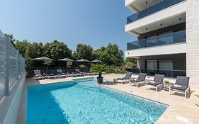 Alex Luxury Apartments